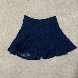 Abercrombie kids lace skirt, size medium